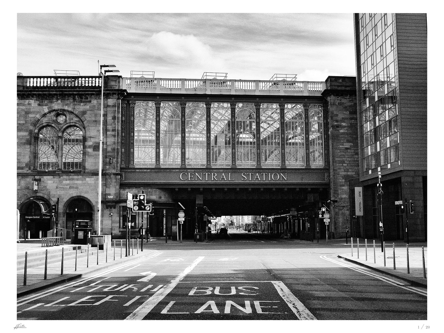 The Deserted Central Bridge